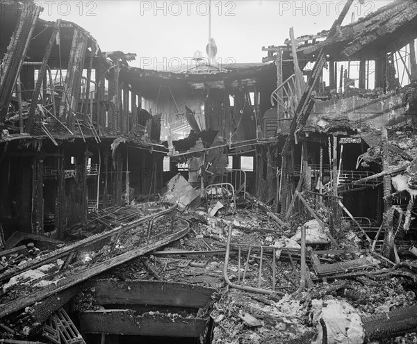 Norfolk & Washington Steamboat Company fire damage ca.  between 1910 and 1920