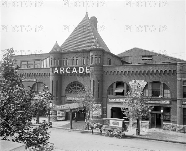 Arcade Market, [Washington, D.C.] ca.  between 1910 and 1925