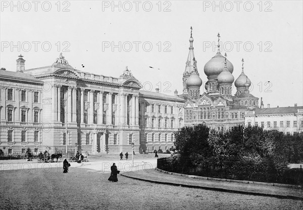 Palace of Justice and Pantalienmon, Church in Odessa ca.  between 1910 and 1926