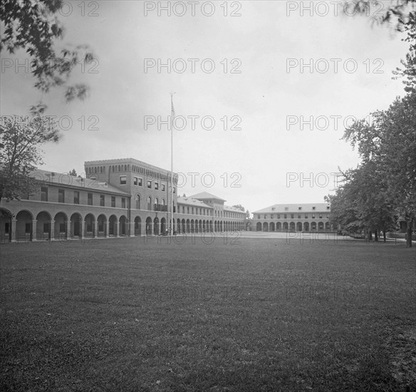 Marine barracks, [Washington, D.C.] ca.  between 1910 and 1926