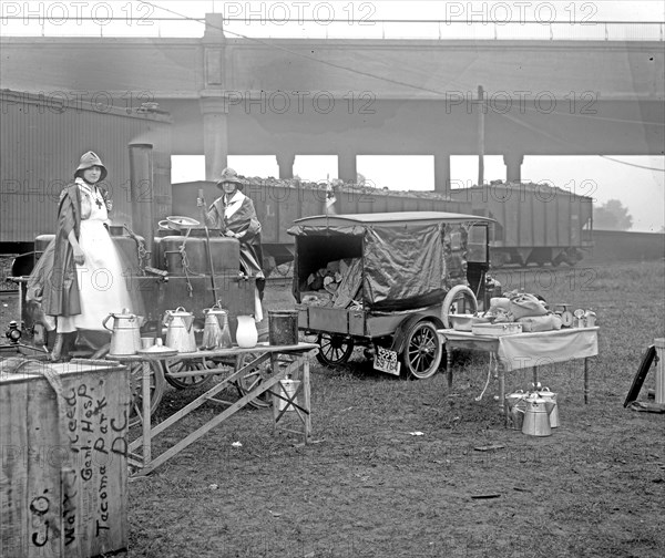 American Red Cross, Mrs. Anderson's kitchen, A Red Cross field kitchen. ca.  between 1910 and 1920
