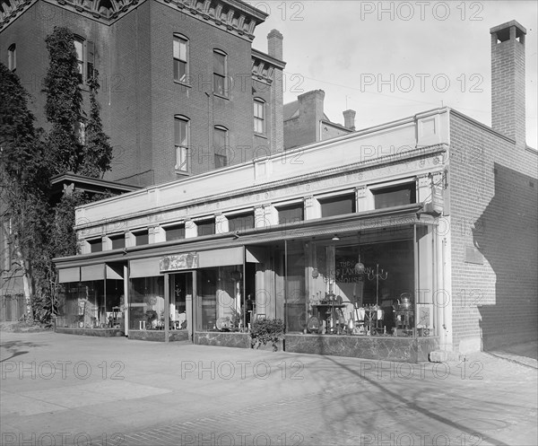 Lotus Lantern Tea House ca.  between 1910 and 1935