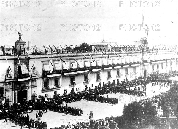 Troops marching in front of the National Palace, Mexico City ca.  between 1909 and 1920