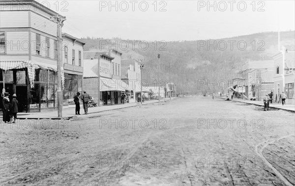 A Street looking north, Nenana, Alaska ca. between 1909 and 1920