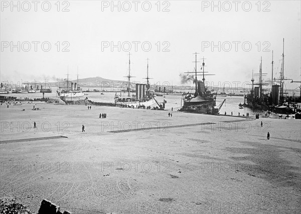 Ships in the Port at Montevideo ca. between 1909 and 1919