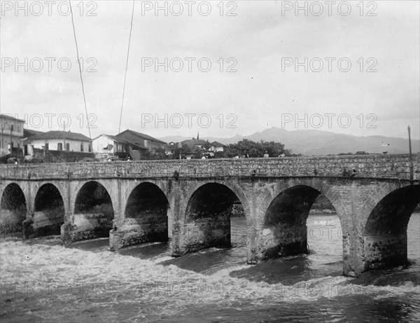 Bridge construction, Tegucigalpa & Comayaguela, Honduras ca. between 1909 and 1919