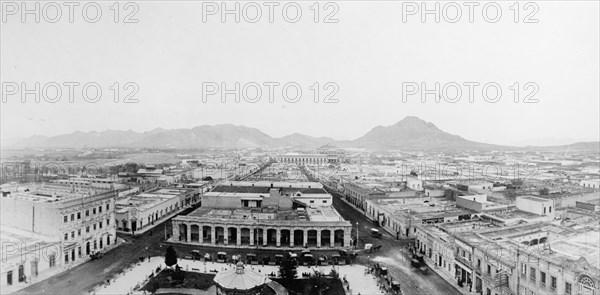 Aerial view of Chihauhau Mexico taken from tower of Cathedral ca. between 1909 and 1920