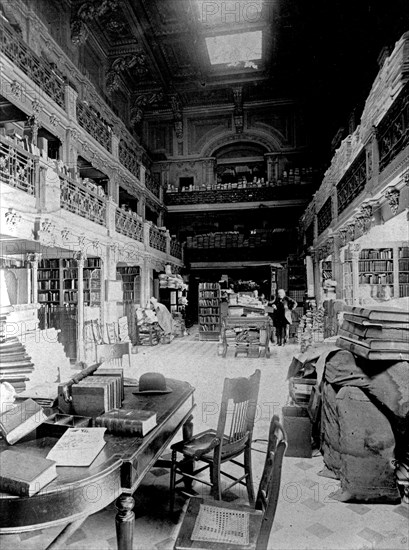 Old Congressional Library in U.S. Capitol ca. between 1909 and 1919