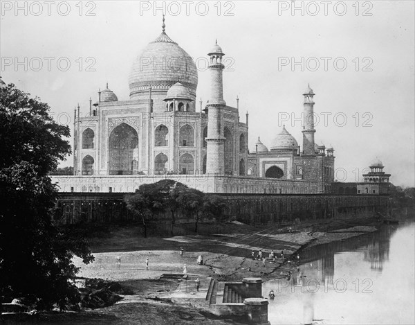 Taj Mahal in Agra Inidia ca. between 1909 and 1919