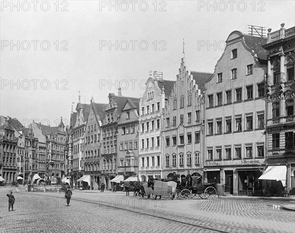 Augsburg, Germany, Maximillia St. with Mercury fountain ca. between 1909 and 1920