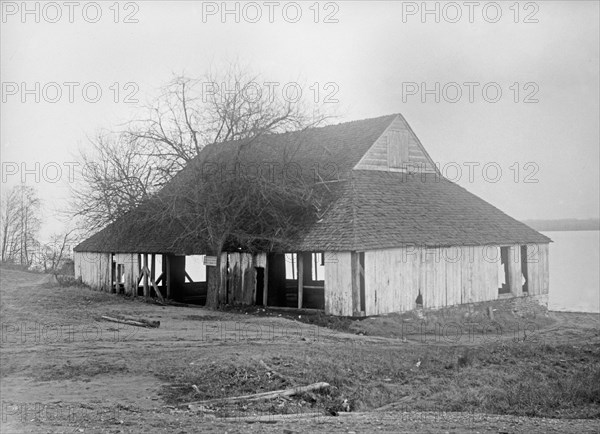 Tobacco warehouse at Belvoir, (Estate of Lord Fairfax) VA ca. between 1909 and 1940