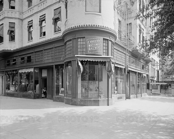 Canadian National Railways office, exterior ca.  between 1918 and 1928