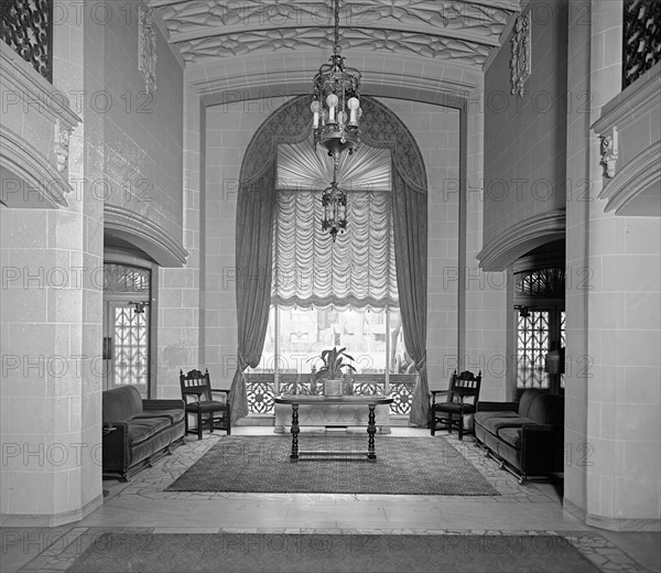 Lobby interior of Chastillon Hotel ca. between 1918 and 1928