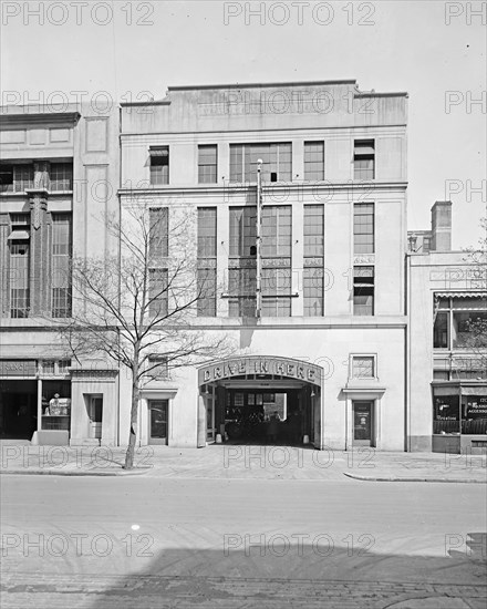 L St. Garage, 17 & 18 on L, [Washington, D.C.], service station ca.  between 1918 and 1928