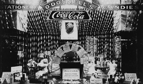 Window display featuring Pond's Extract products in O'Donnell's drugstore, probably in Washington, D.C. ca. 1909