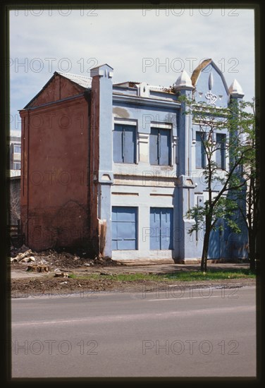 Nino house (Lenin Street 181), (around 1905), Blagoveshchensk, Russia; 2002