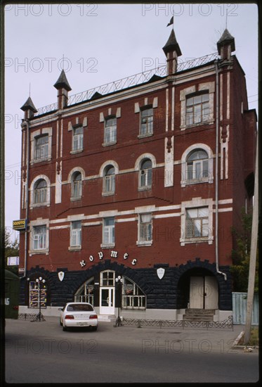 Averina apartment building (1914-17), Barnaul, Russia; 1999