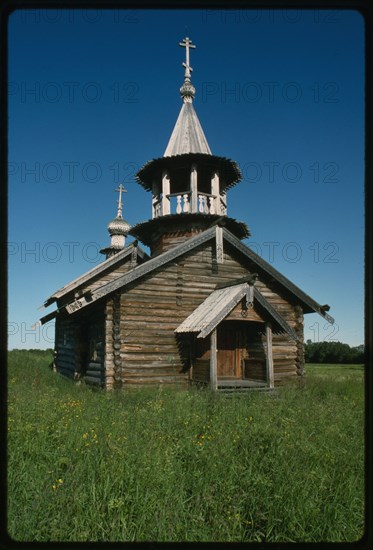 Chapel of the Dormition (late 17th century?), west view, Kizhi Island, Russia; 1993
