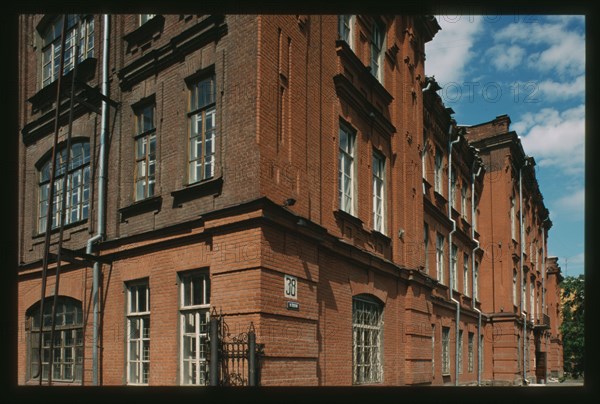 Highschool (real'noe uchilishche) Krasnaia Street 38, (1904-07), Cheliabinsk, Russia; 2003