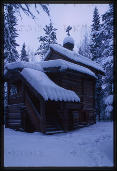 Trinity Chapel from Valtevo village (Pinega Region) (18th century), southwest view, reassembled at Malye Korely Architectural Preserve, Russia 1998.