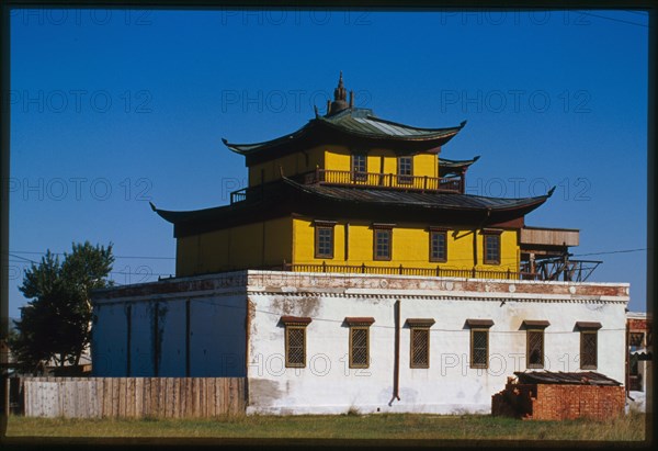 Gusinoe Ozero (town), Datsan, main temple (1858-70), south facade, Gusinoe Ozero, Russia; 2000