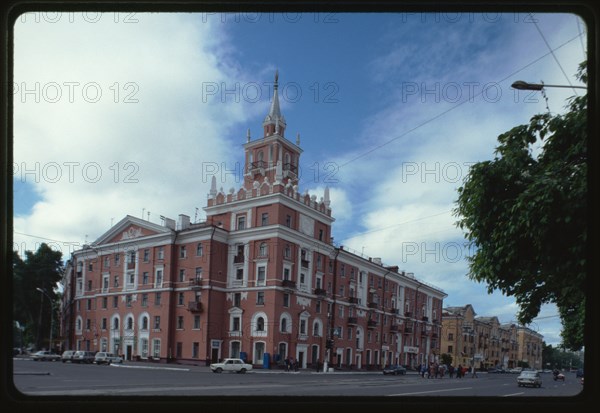 Apartment building (Lenin Prospect 21), (1956), Komsomol'sk-na-Amure, Russia; 2002