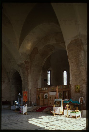 Church of the Miraculous Icon of the Savior (1912), interior, east view, Kukoboi, Russia; 2001