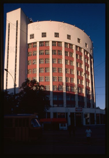 Chekist Village (gorodok chekistov) tower (1930s Constructivist architecture) (now Hotel Iset), Ekaterinburg, Russia 1999.