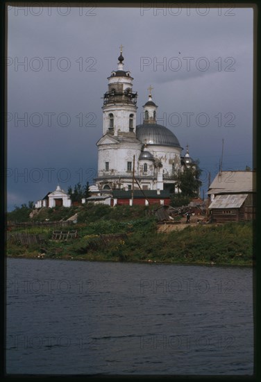Church of the Kazan Icon of the Virgin (1814-16), southwest view, Tel'ma, Russia; 2000