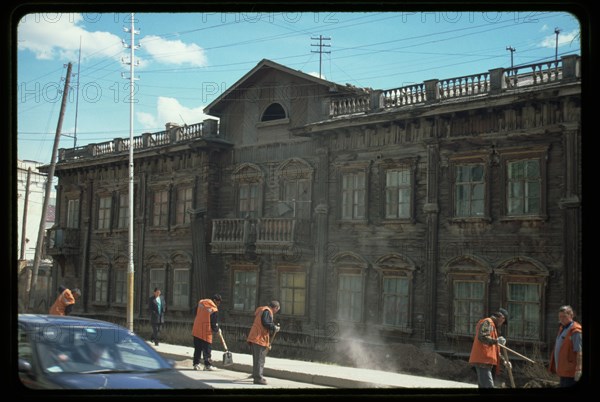 Apartment house (Yaroslavskii Street 31), (around 1930), Yakutsk, Russia; 2002