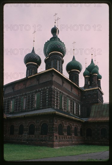 Church of John the Baptist at Tolchkovo (1671-87), southwest view, Yaroslavl, Russia; 1995