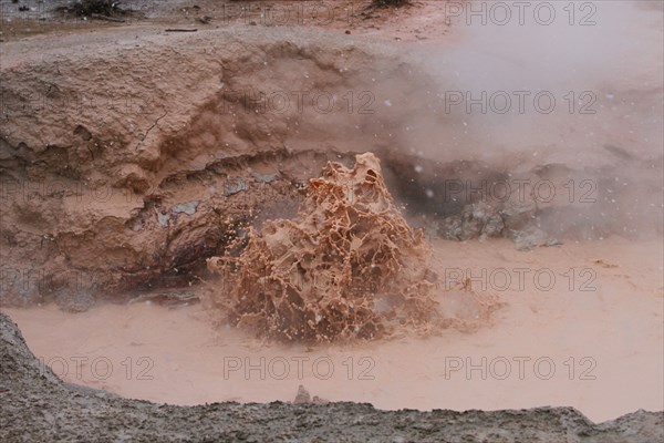 Red Spouter in Lower Geyser Basin in Yellowstone National Park; Date: 29 October 2013