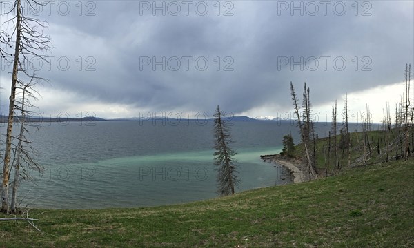 Yellowstone Lake in Yellowstone National Park; Date: 13 May 2015