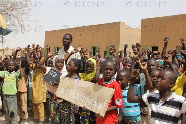 Niger - Children chanting in Maradi or Zinder Niger in May 2015
