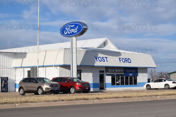 Yost Ford Car Dealership in St. Francis, KS