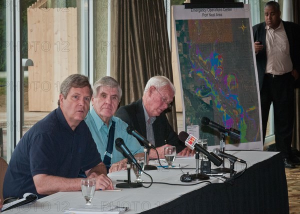 2011 USDA Secretary Tom Vilsack Iowa/Nebraska Flood Visit