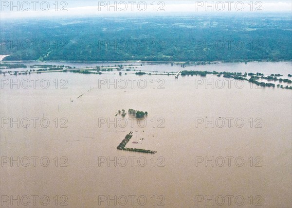 2011 USDA Secretary Tom Vilsack Iowa/Nebraska Flood Visit