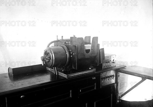 Census Bureau tabulating machine ca. 1917