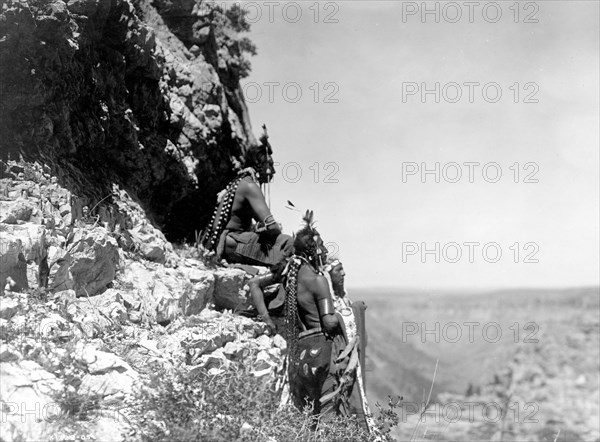 Edward S. Curtis Native American Indians