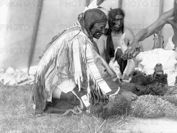 Edward S. Curtis Native American Indians