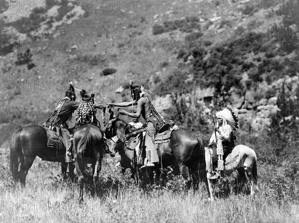 Edward S. Curtis Native American Indians