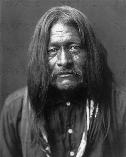 Edward S. Curtis Native American Indians