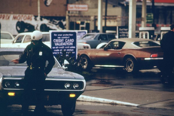 Police officer in Portland Oregon