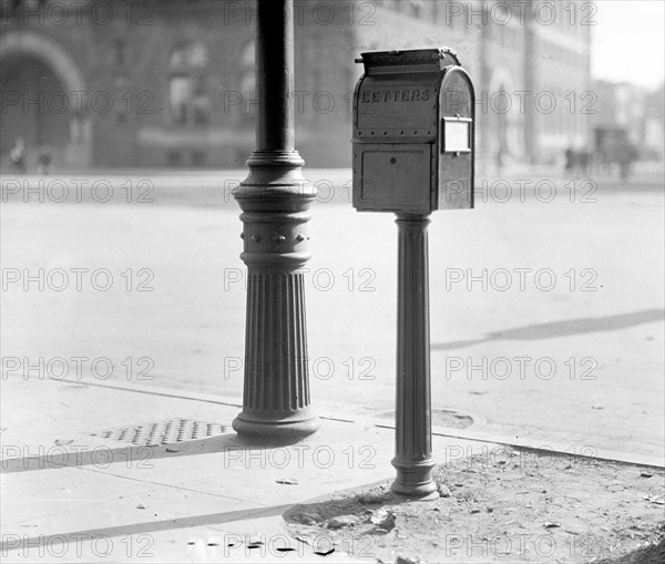 Post Office Mail Box