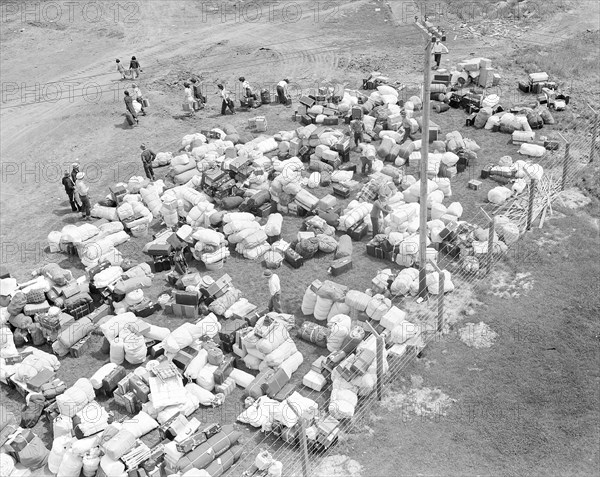 Evacuees of Japanese ancestry