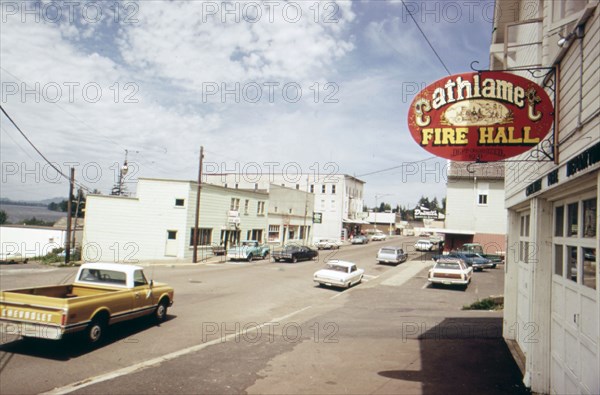 Small town traffic in front of the Cathlamet Fire Station