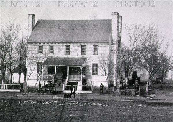 Soldiers outside of Grigsby House