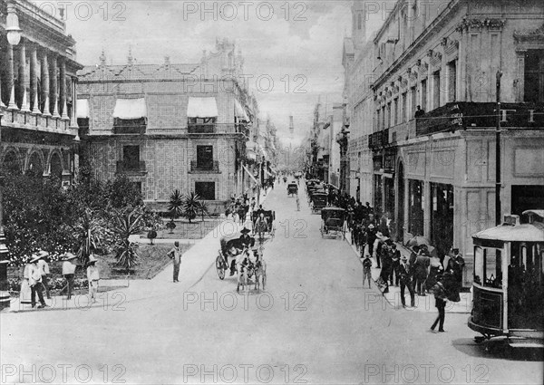 Street Scene in Mexico City