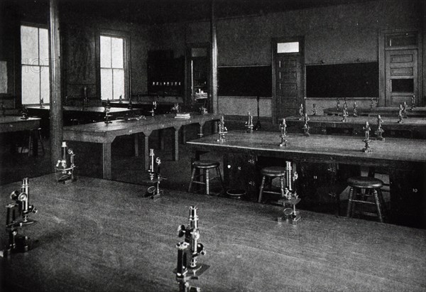 Students' laboratory of microscopic anatomy