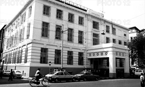 U.S. embassies consulates and chancery buildings